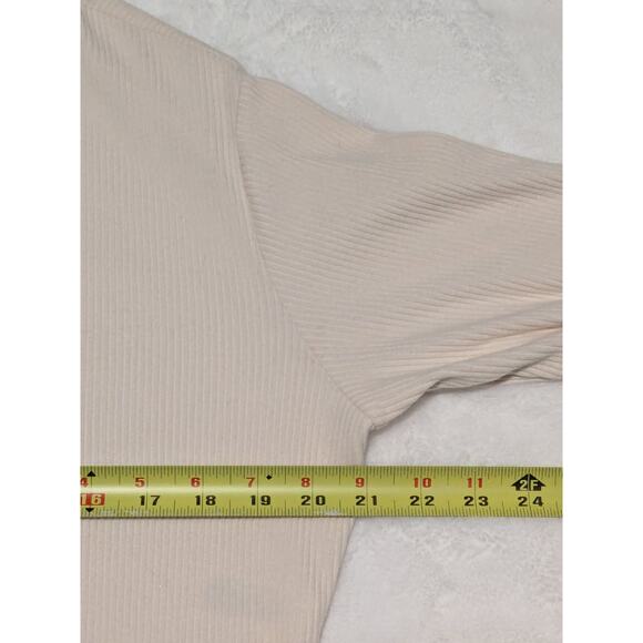 Beige Women's Cropped Sweater Size M - Picture 4 of 5